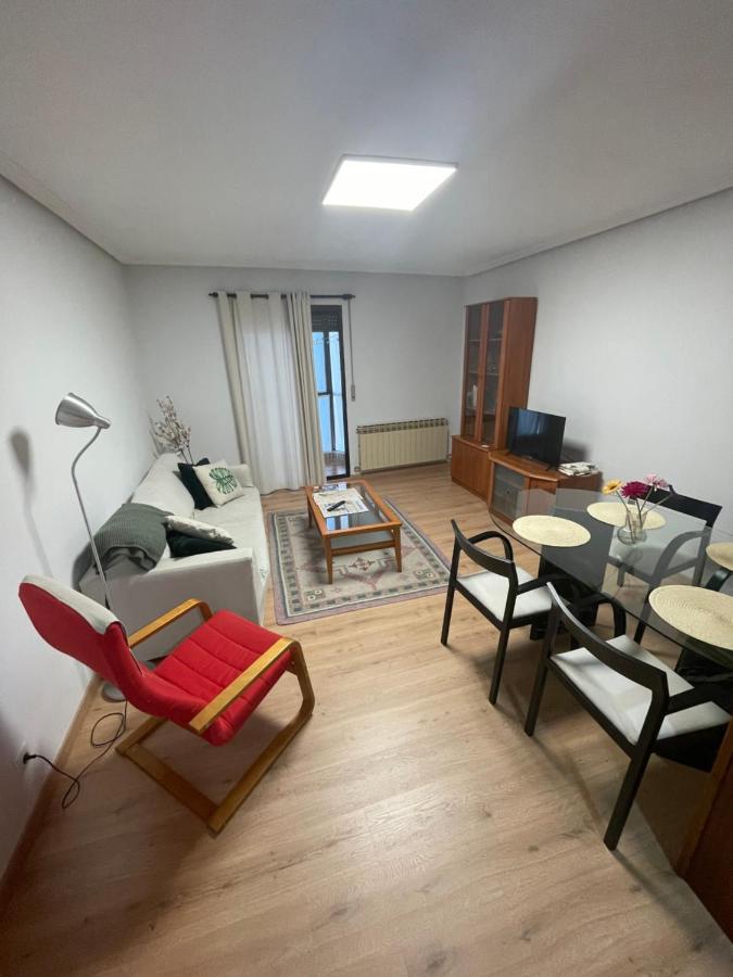 Apartamento San Pablo, piso céntrico y con aparcamiento Palencia Exterior foto